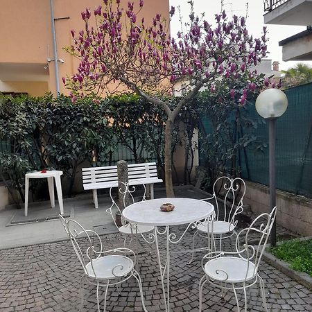 Casa Magnolia, Tranquilla E Centrale Apartment Nichelino Exterior foto